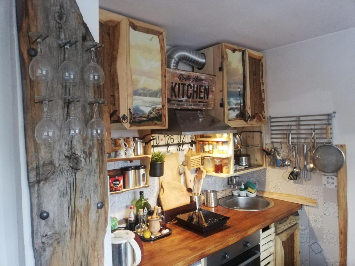 Rustic Home Tara Kaludjerske Bare Bagian luar foto