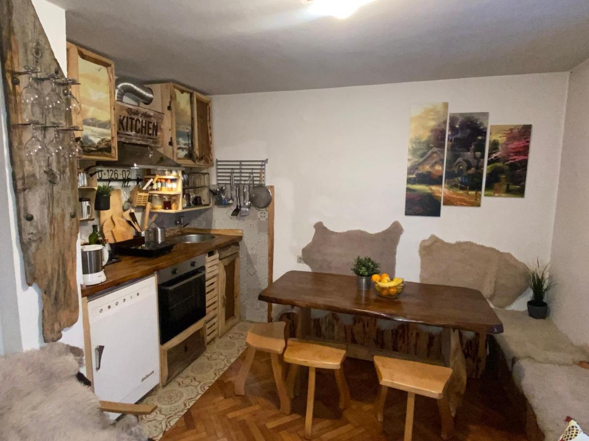 Rustic Home Tara Kaludjerske Bare Bagian luar foto