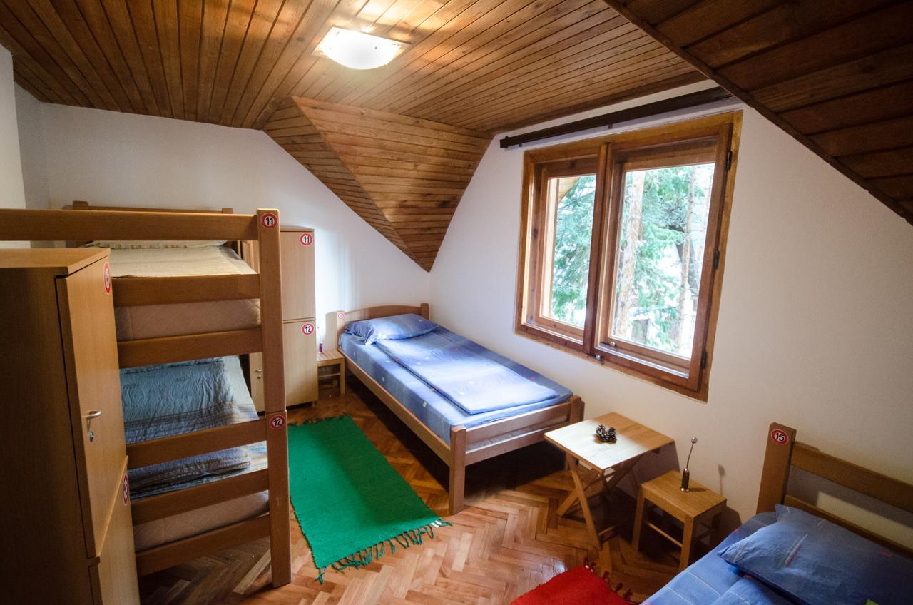 Rustic Home Tara Kaludjerske Bare Bagian luar foto
